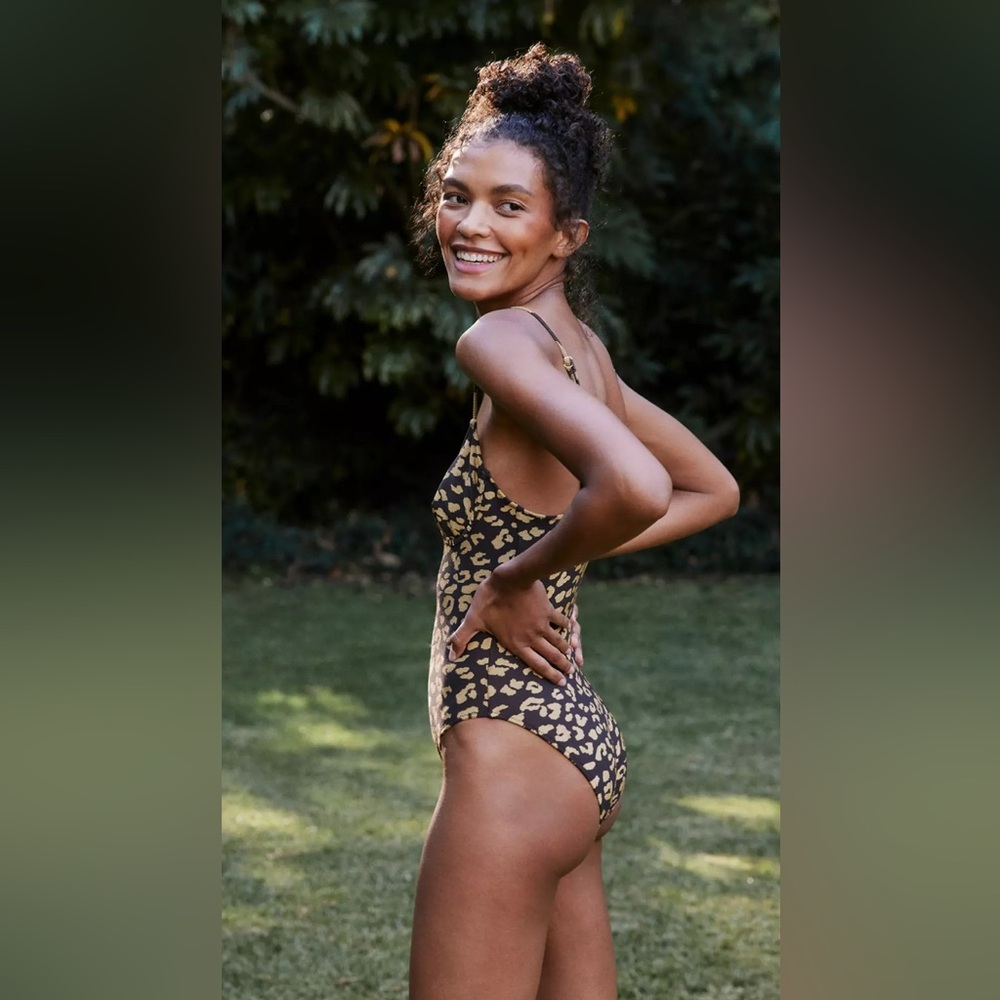 Solid And Striped The Taylor Multifloral One Piec… - image 2